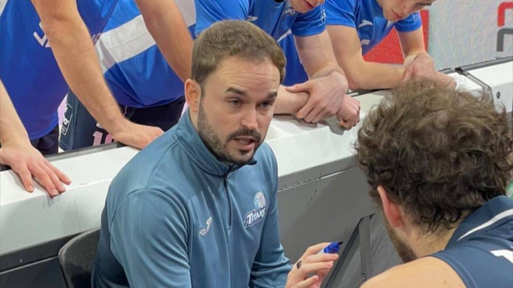 Alberto Antuña debuta como entrenador jefe en la ProA alemana