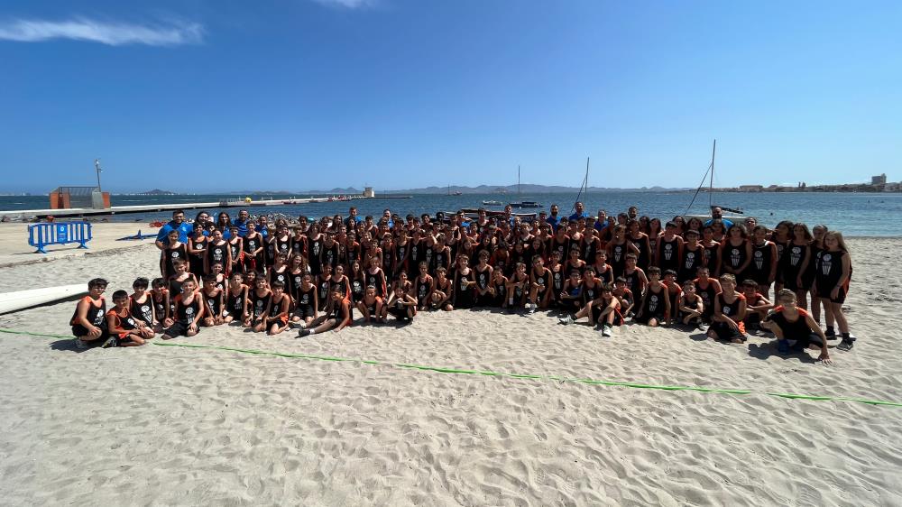 Más de 300 niños/as disfrutan del Campus La FEDE
